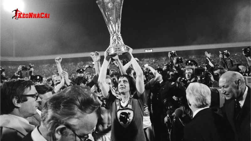 Giải đấu lâu đời với hơn 40 năm hoạt động Giải đấu lâu đời với hơn 40 năm hoạt động