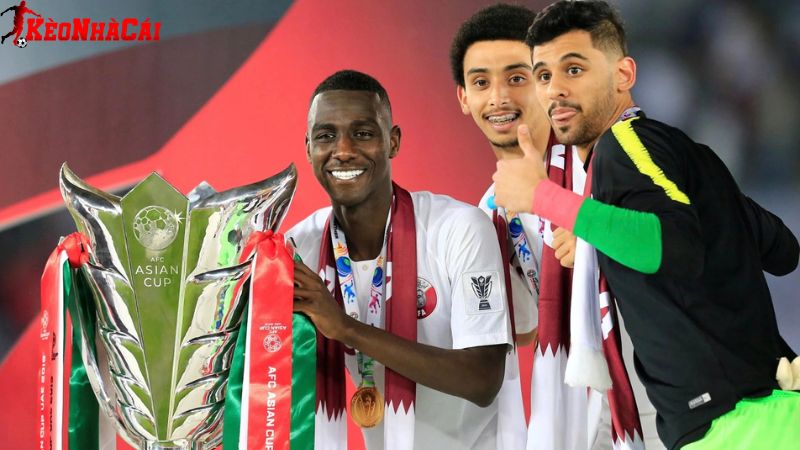 Asian Cup - giải đấu của những chu kỳ quyền lực ngắn