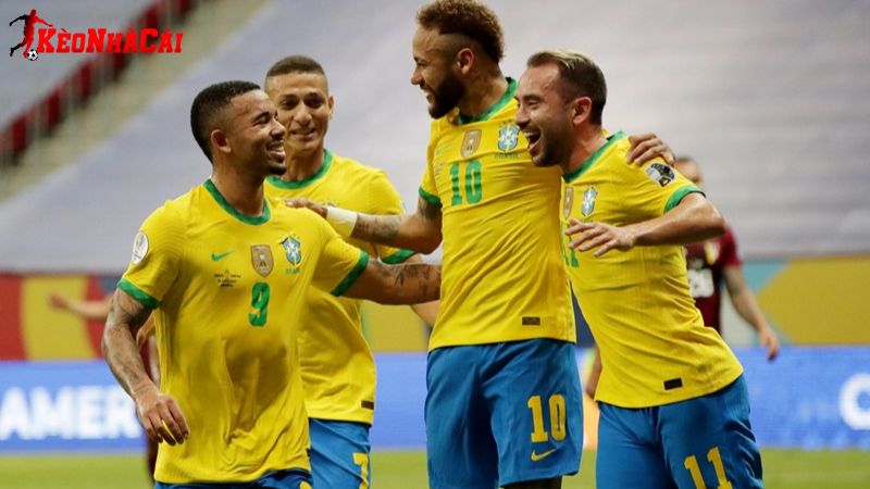 Campeonato Brasileiro Série A đã chứng kiến sự lên ngôi của nhiều câu lạc bộ danh tiếng