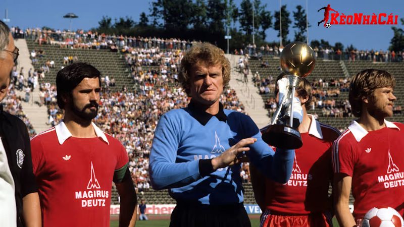 Thủ môn huyền thoại Sepp Maier